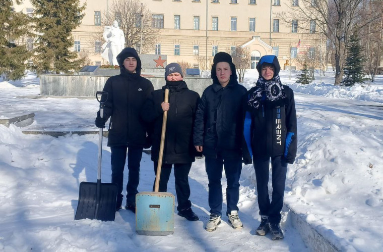 Поможем памятникам и обелискам.